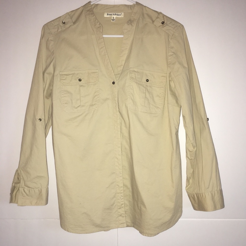 Hester & Orchard Long Sleeve Button Down
